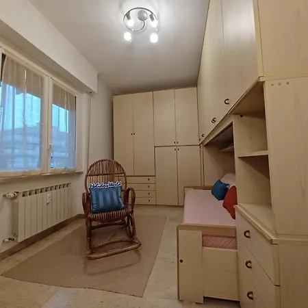 House Sea By World Apartment